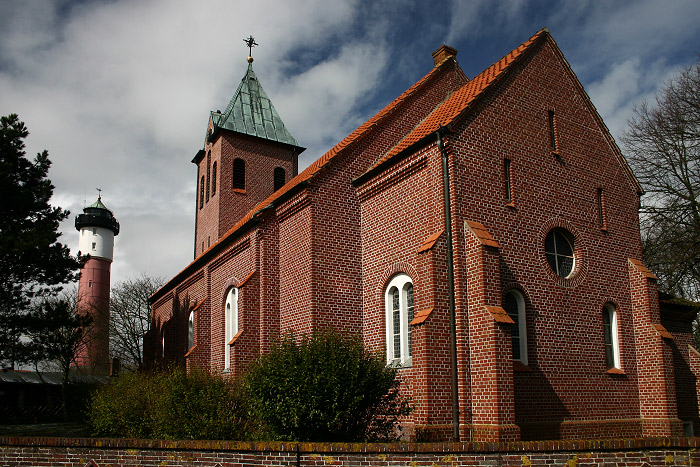 Evangelische Kirche und Alter Leuchtturm