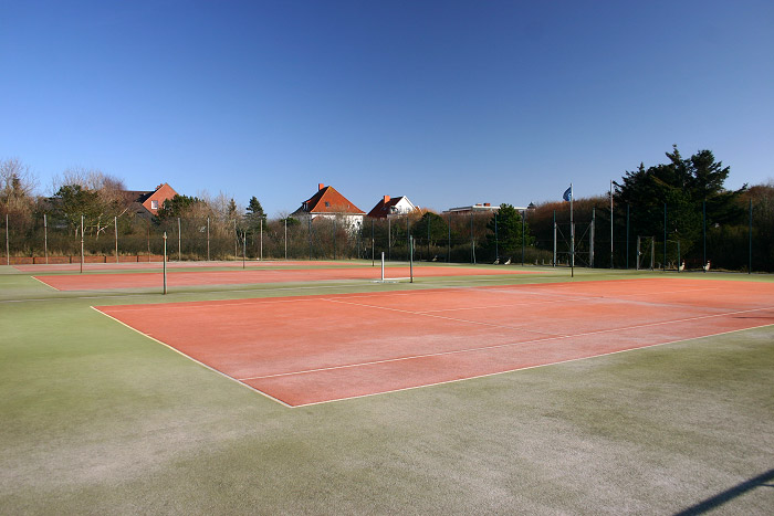 Blick auf die Tennisplätze