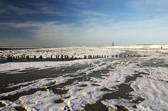 Strand vor den Harle Hörn-Dünen im Winter
