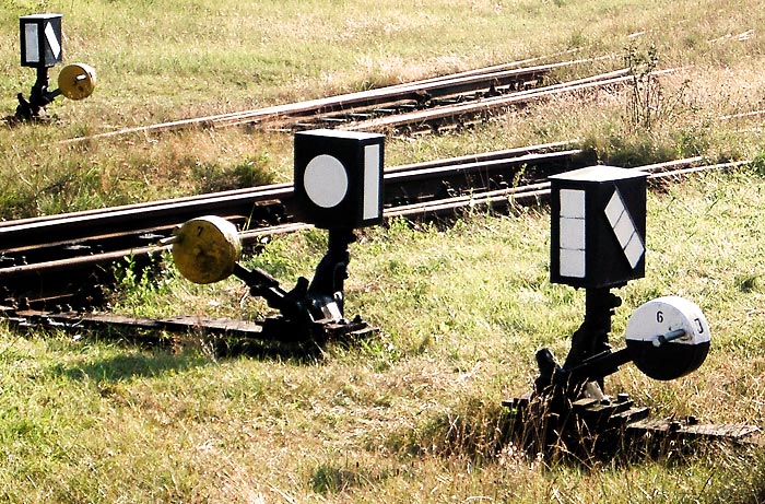 Weichensignale am Bahnhof