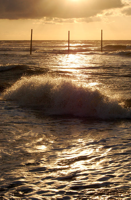 Brandung am Badestrand