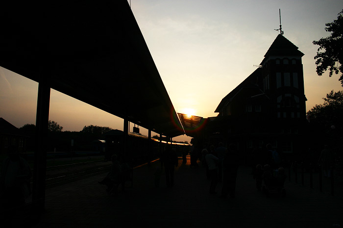 Abendliche Abfahrt vom Bahnhof