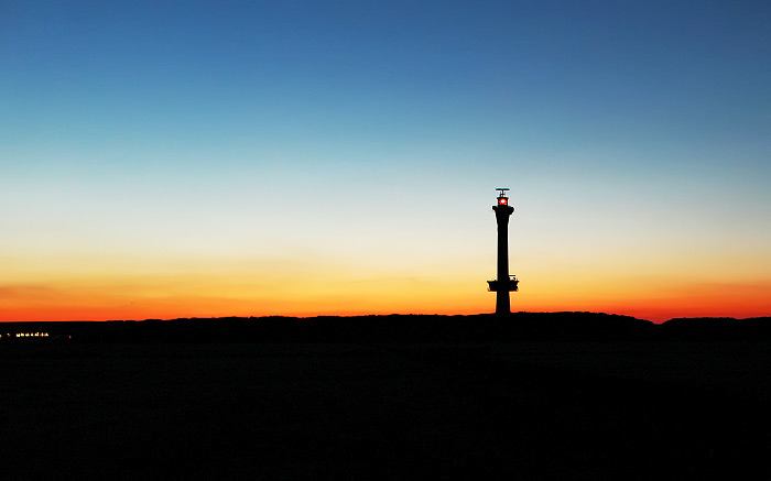 Neuer Leuchtturm bei der Arbeit