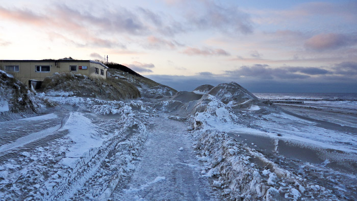 Surfstrand in der Abenddämmerung