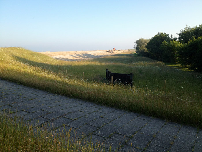 Blick auf die Deichbaustelle