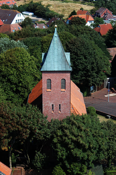 Blick hinunter auf die Nikolaikirche