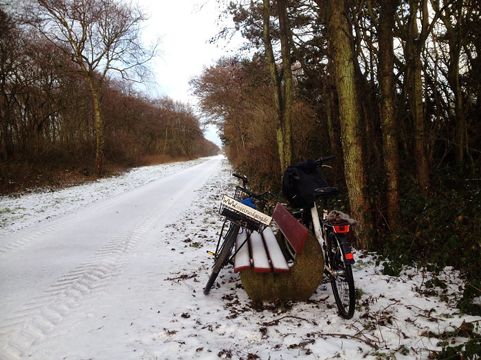 Pause in der Straße zum Osten