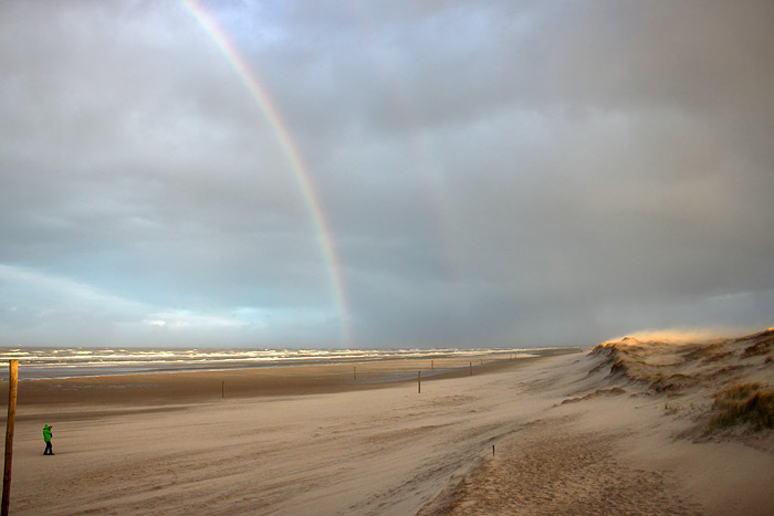 Doppel-Regenbogen über dem Oststrand