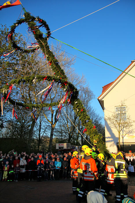 Maibaumaufstellen 2018