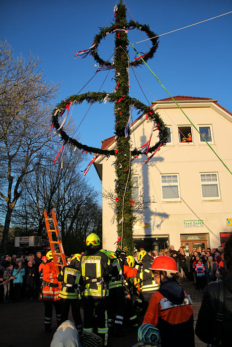 Maibaumaufstellen 2018