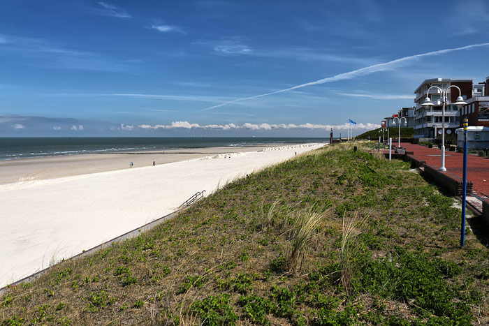 Strand, Dünen und Promenade