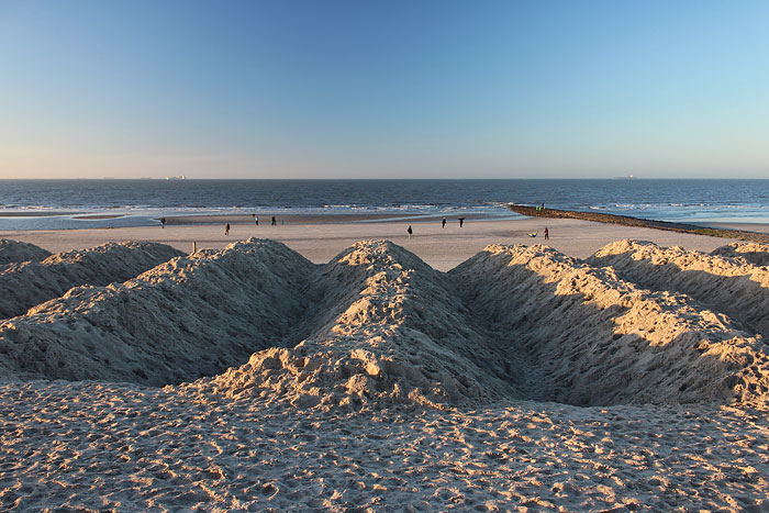 Sandhügel nach dem Sandauffahren