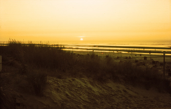 Sonnenuntergang am Hauptstrand