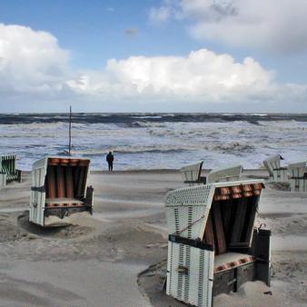 Strand bei Sturm. Foto &copy; Erik Kohl 2001