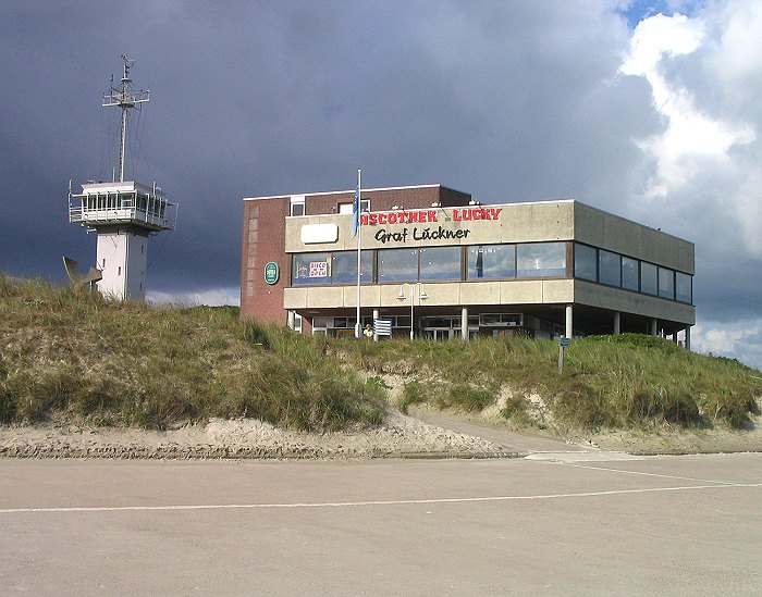 Marine-Signalturm und Kurhaus »Graf Luckner«