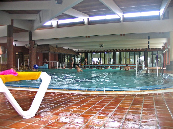 Meerwasser-Freizeitbad »Oase«