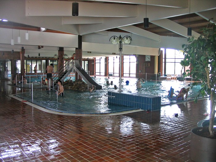Meerwasser-Freizeitbad »Oase«