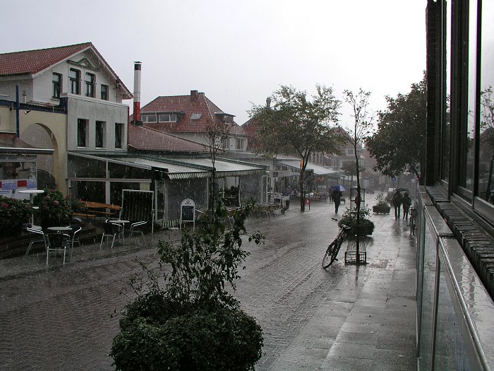 Regenschauer auf der »Zedeliusstraße«