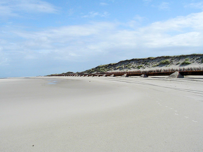 Strand mit Spülrohren
