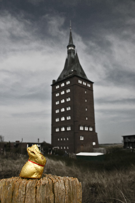 Osterhase am Westturm