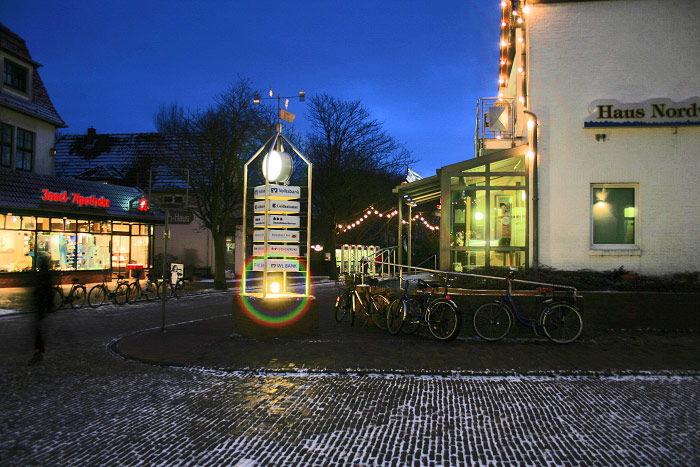 Charlottenstraße, Kreuzung Zedeliusstraße