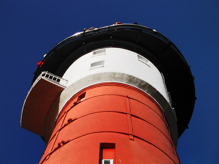 Alter Leuchtturm vom Turmfuß aus gesehen