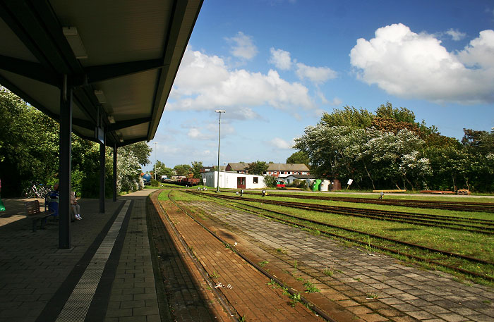 Am Bahnsteig