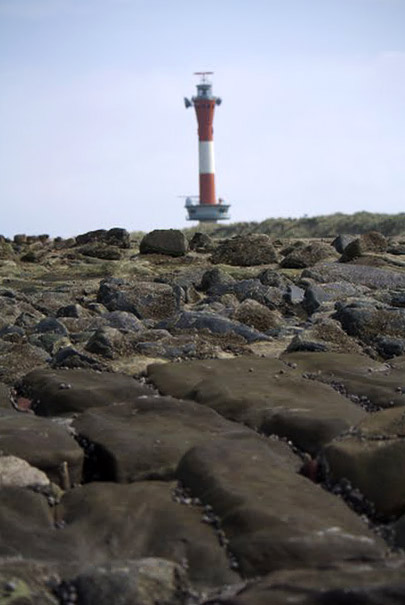 Neuer Leuchtturm vom Strand aus gesehen