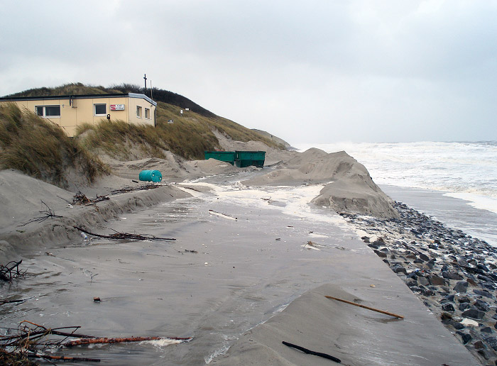 Surfstrand während der Sturmflut