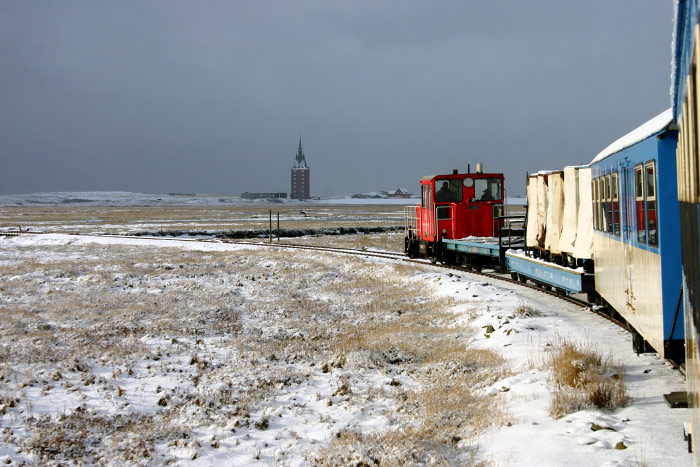 Inselbahnfahrt durch den Westaußengroden