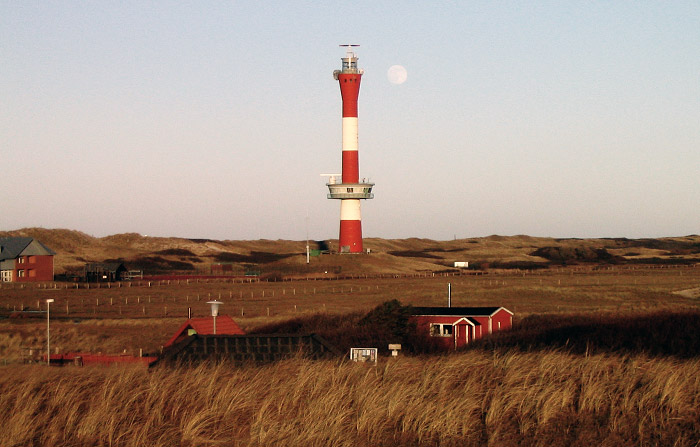 Neuer Leuchtturm im Abendlicht