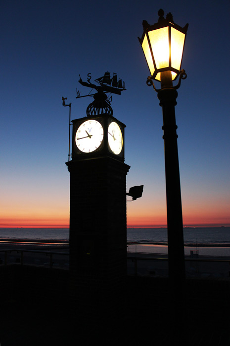 Abendliche Hauptuhr