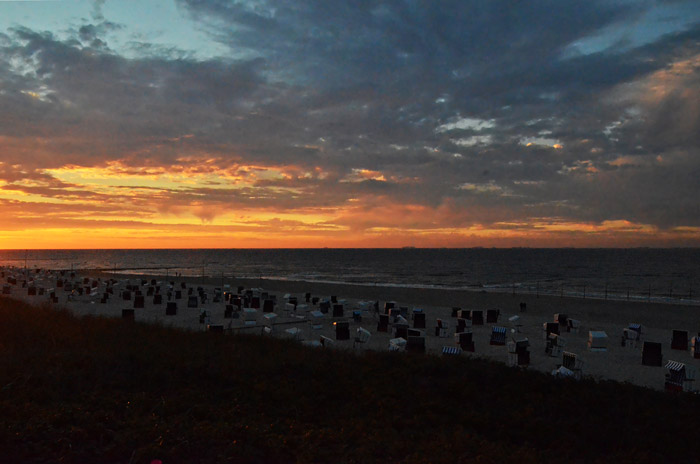 Abendstimmung am Bade- und Burgenstrand