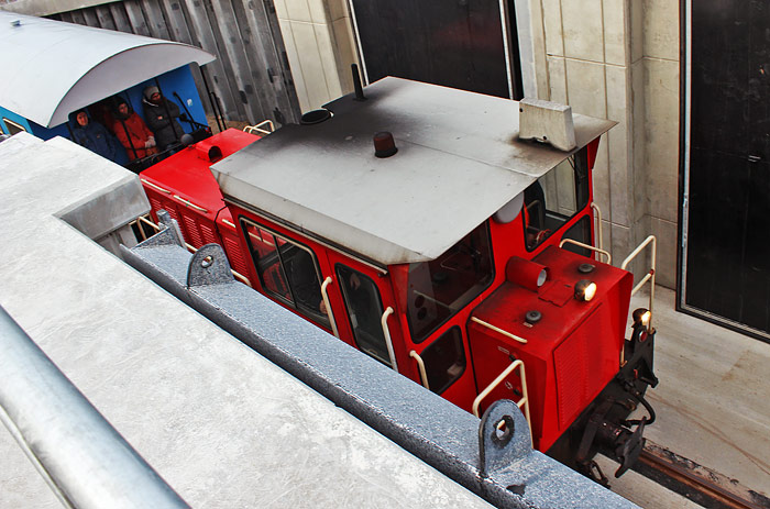 Lok 399 108-0 im Deichschart