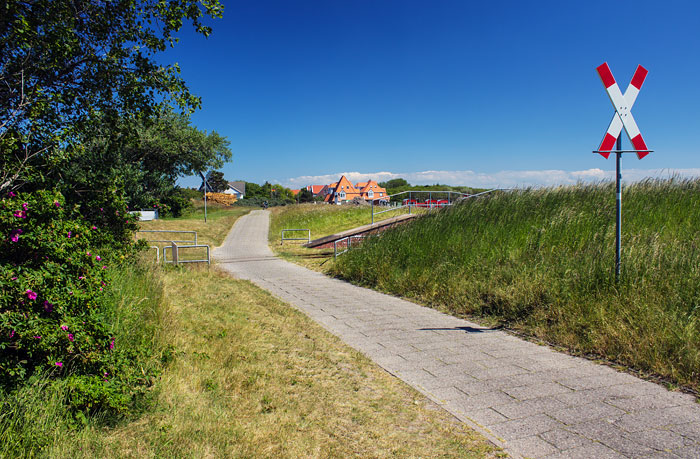 Bahnübergang am Süddeich