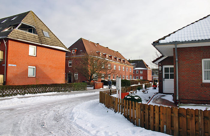 Friedrich-August-Straße, Kreuzung Damenpfad