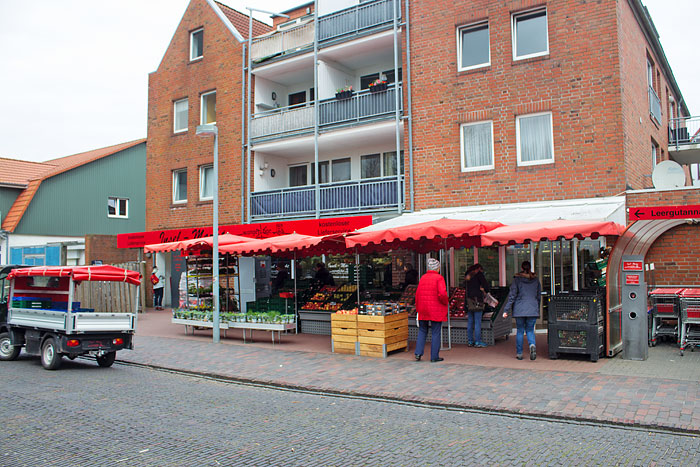 Insel-Markt am Karfreitag