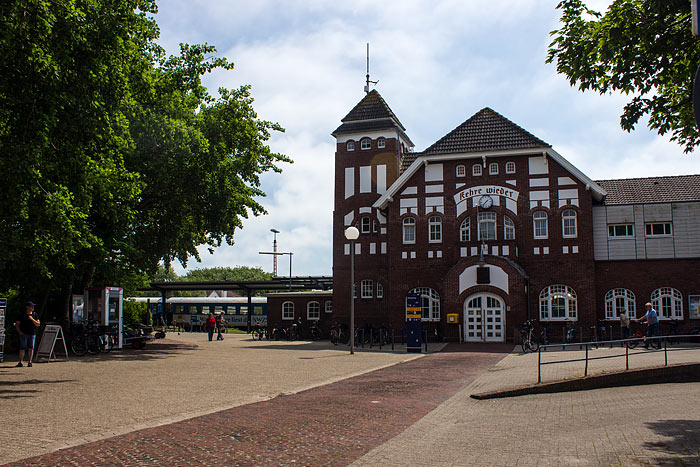 Bahnhofsvorplatz