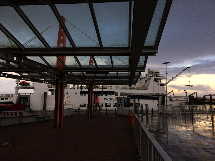 Am Hafen Harlesiel