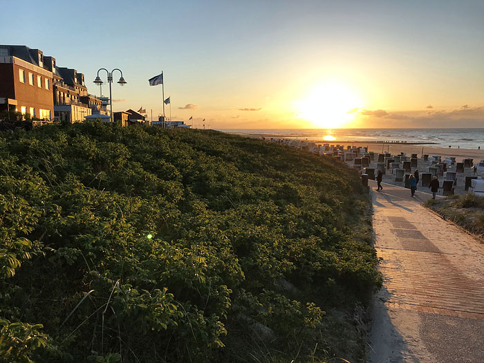 Sonnenuntergang am Strand