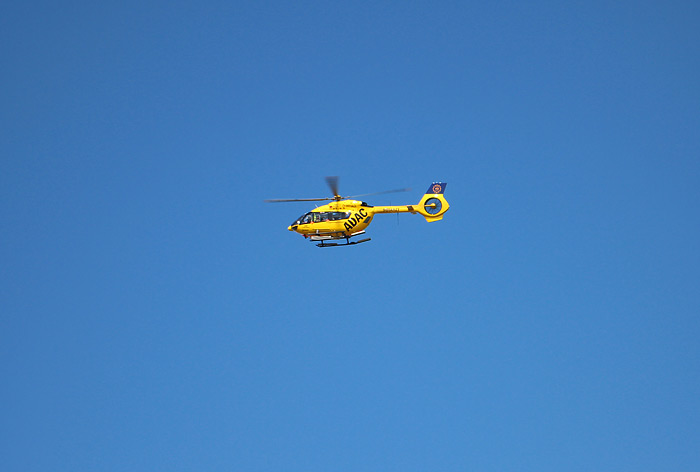 Christoph 26 der ADAC Luftrettung im Anflug