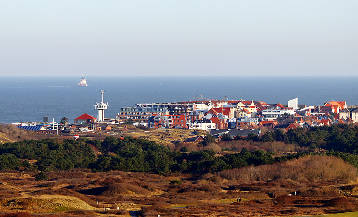 Blick vom Leuchtturm zum Dorf