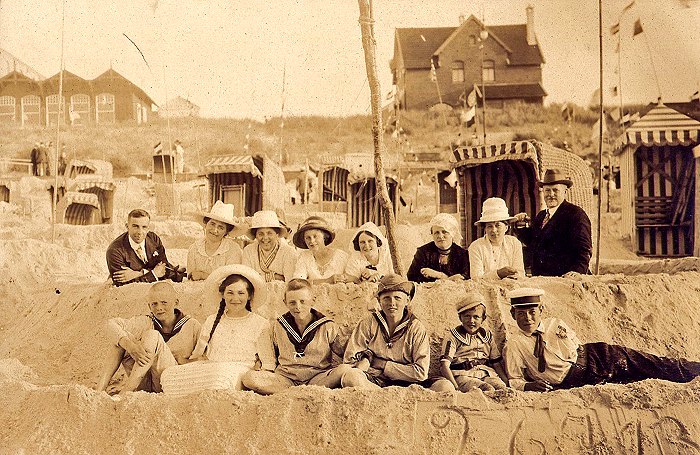 Gruppenfoto am Strand