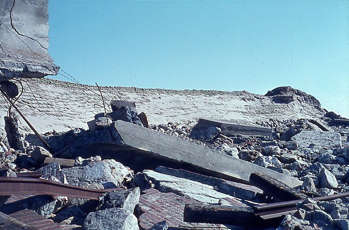 Sturmflut 1962. Zerstörte Strandmauer