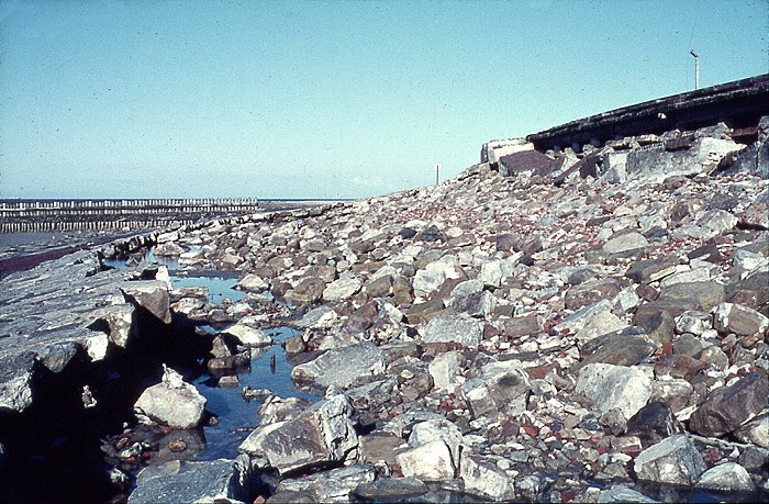 Sturmflut 1962. Zerstörte Strandmauer