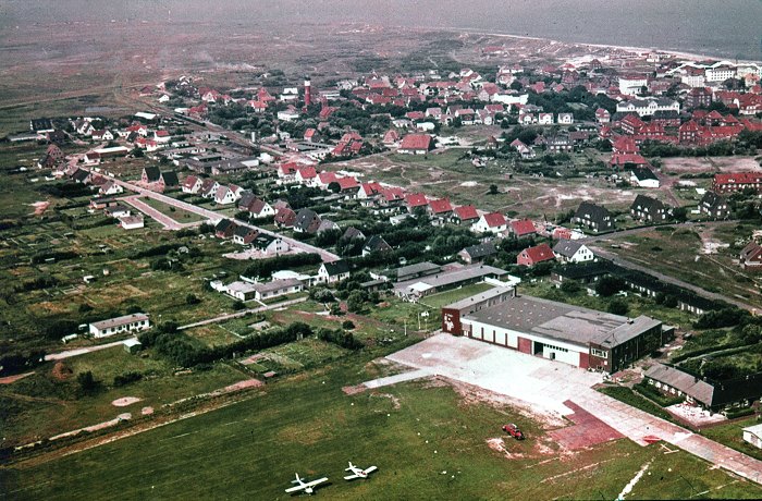 Luftbild vom Flugplatz