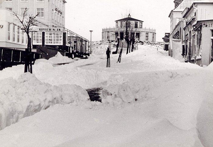 Zedeliusstraße und Pudding im Schnee