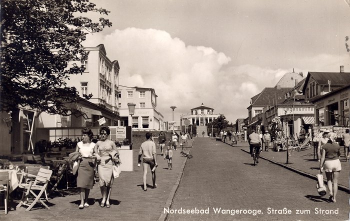Stra&szlig;e zum Strand