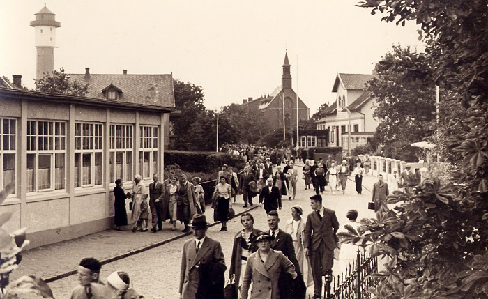 Zedeliusstraße nach Ankunft des Zuges