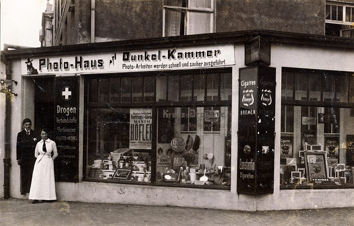 Photo-Haus und Drogerie